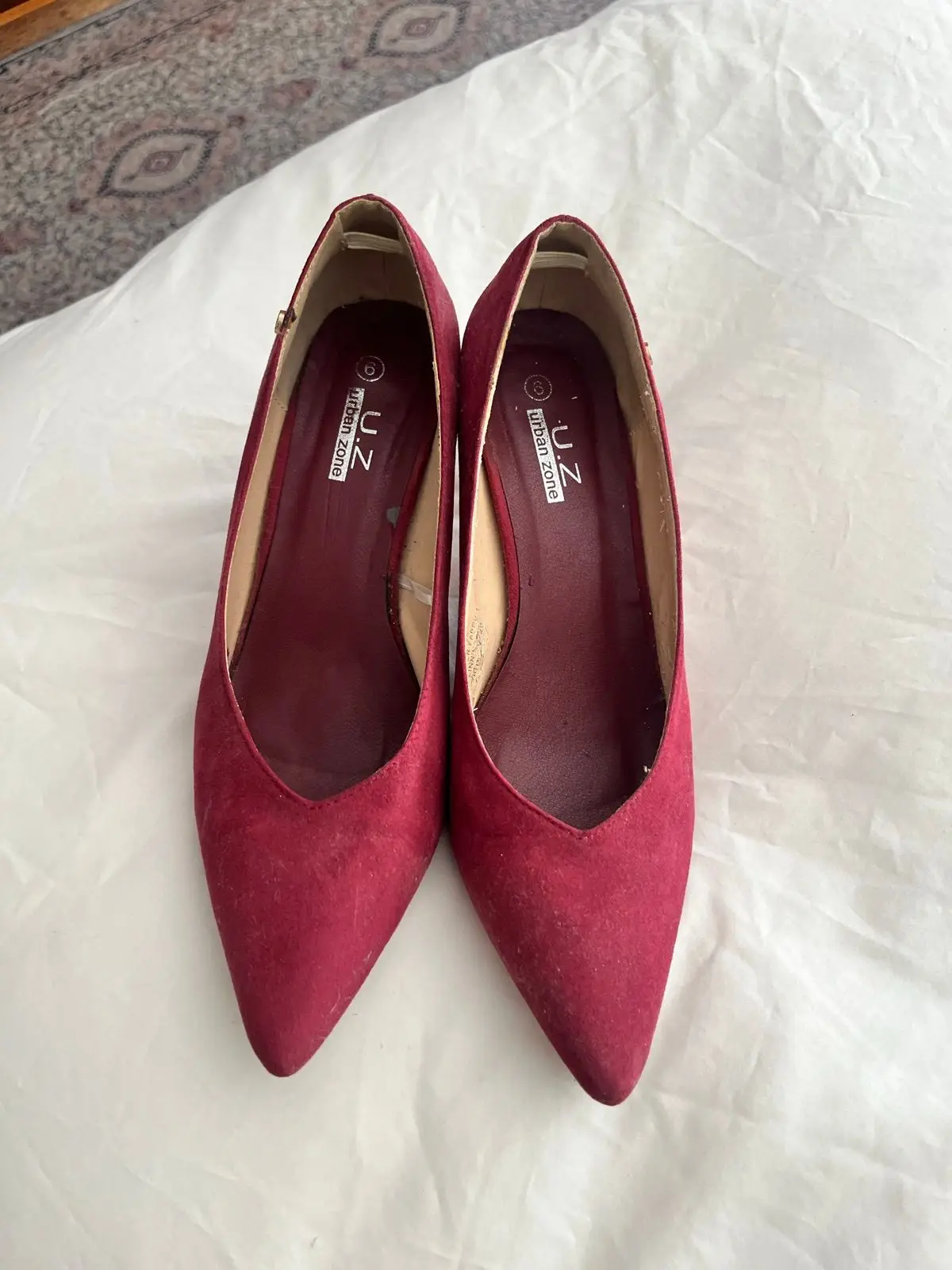 Red Pointed Toe Heels Size 6