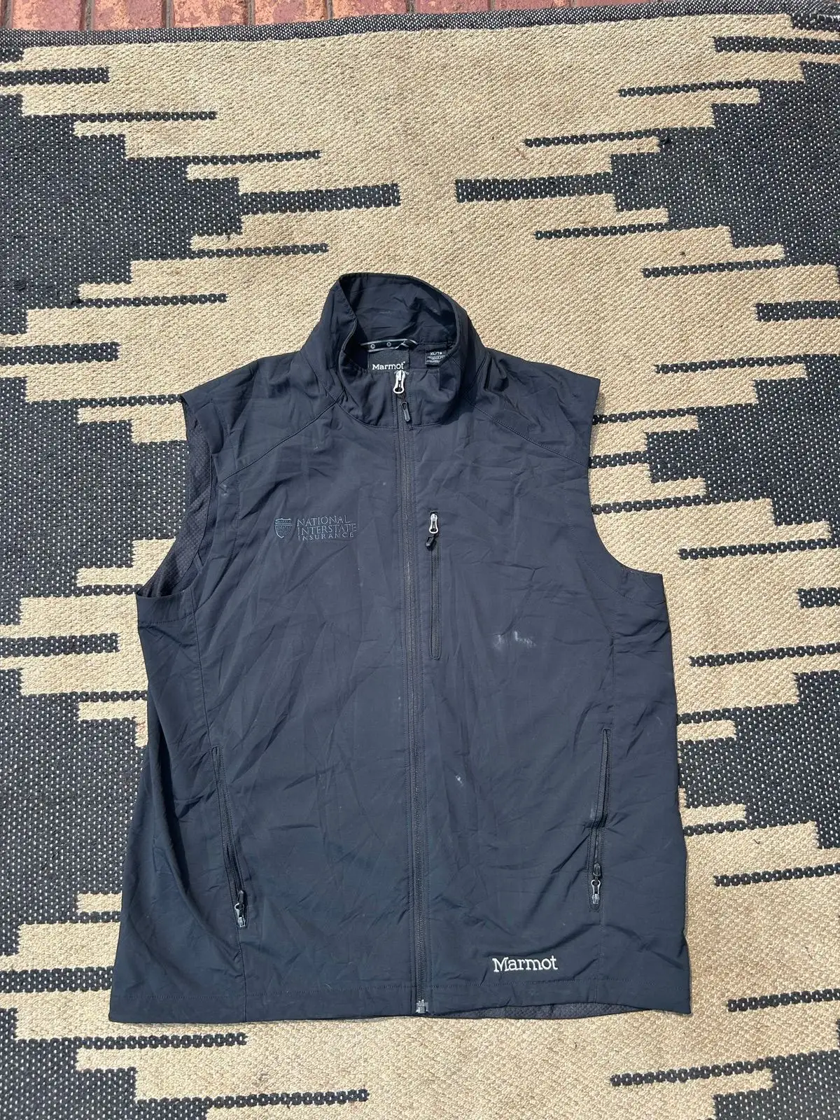 Patagonia Marmot Black Softshell Vest XL