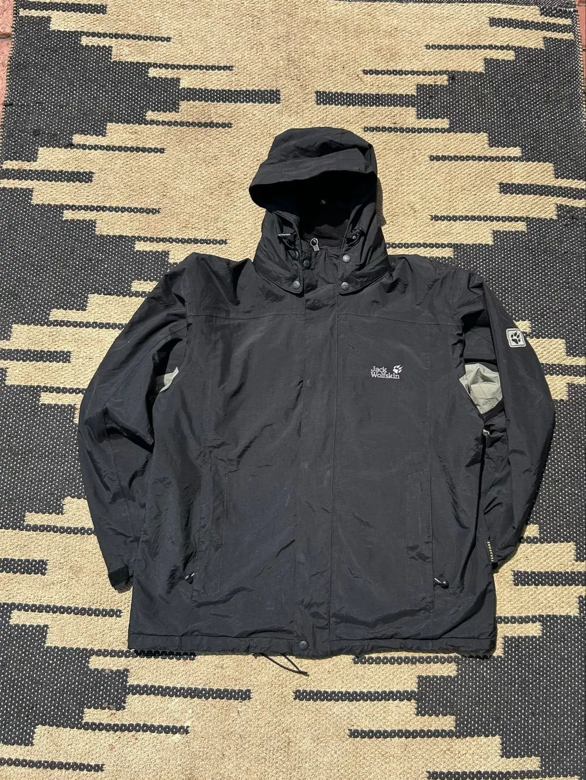 Jack Wolfskin Texapore Black Hooded Jacket