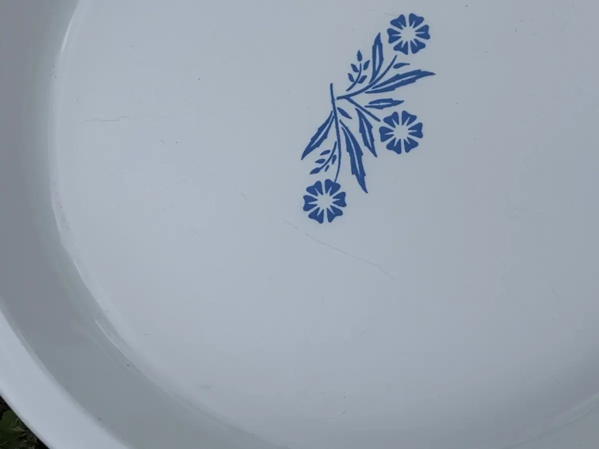 Corelle Blue Cornflower Pie Dish
