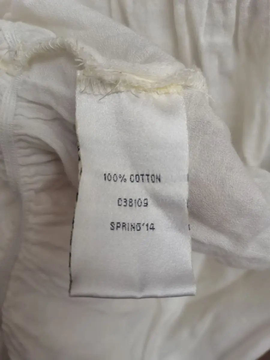 Guess White Off-The-Shoulder Cotton Top