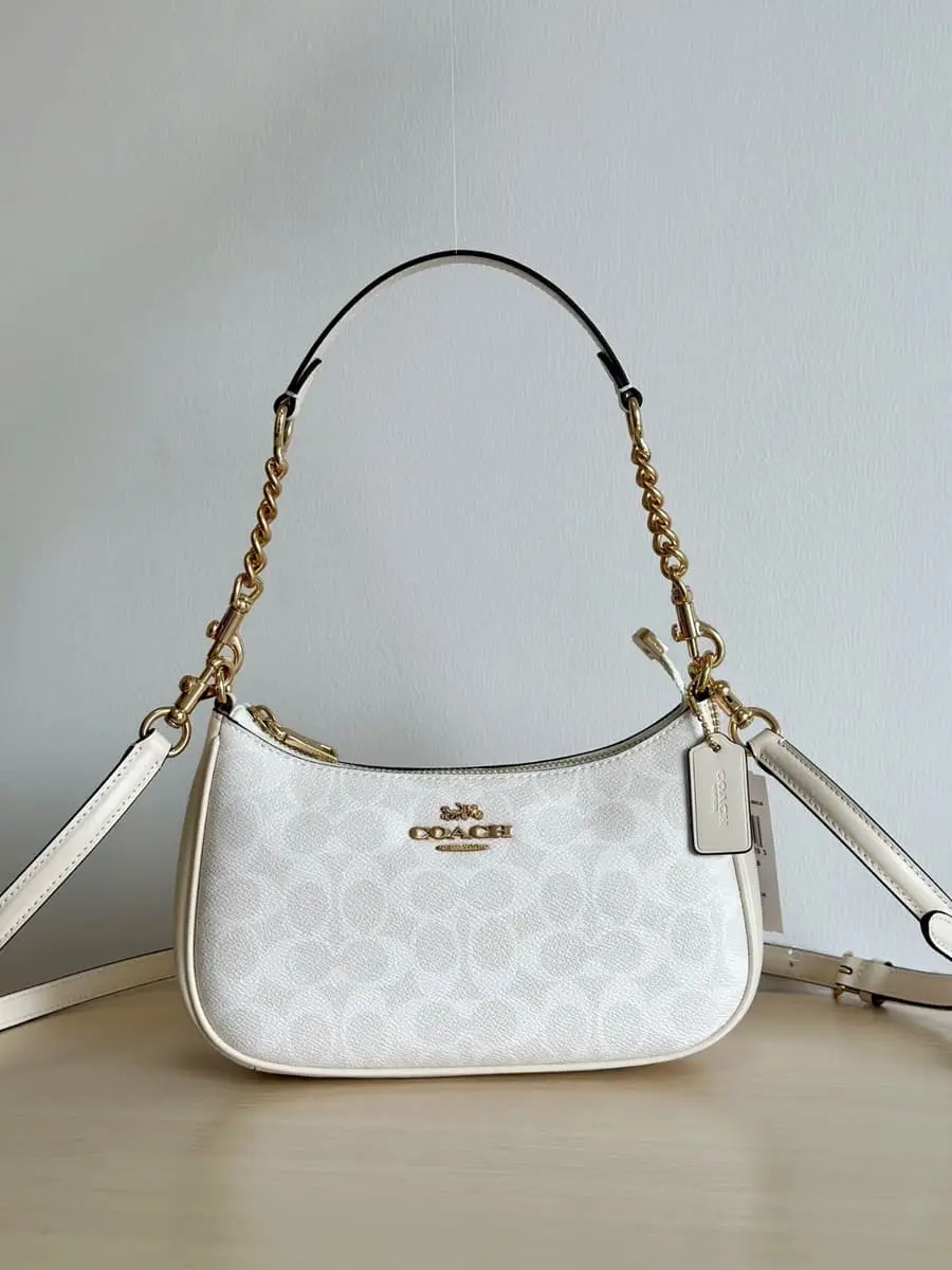 Coach Shoulder vbG