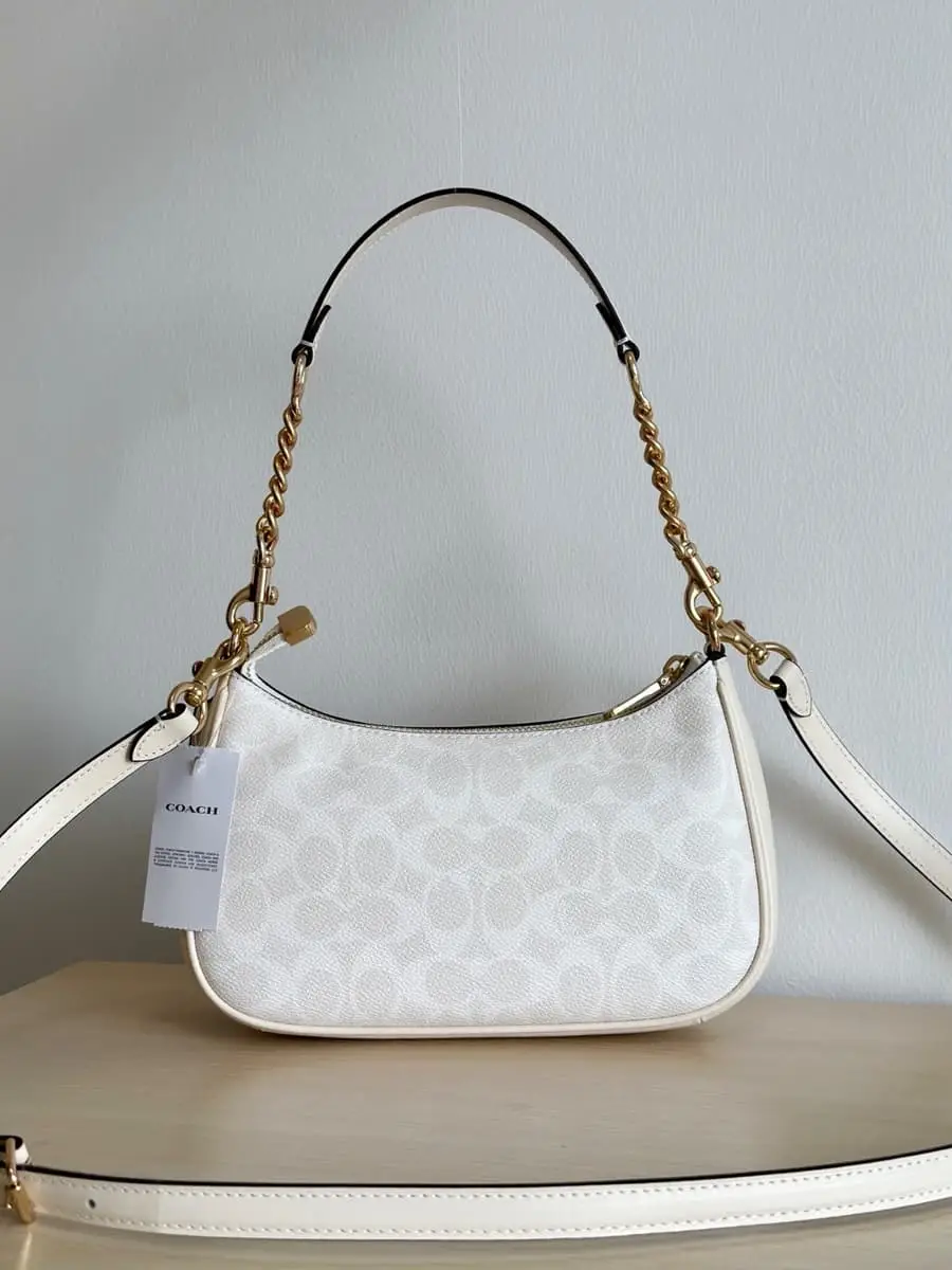 Coach Shoulder vbG