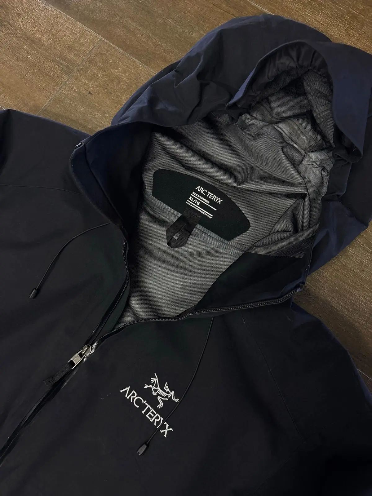 Arc'teryx Waterproof Shell Jacket Black XL