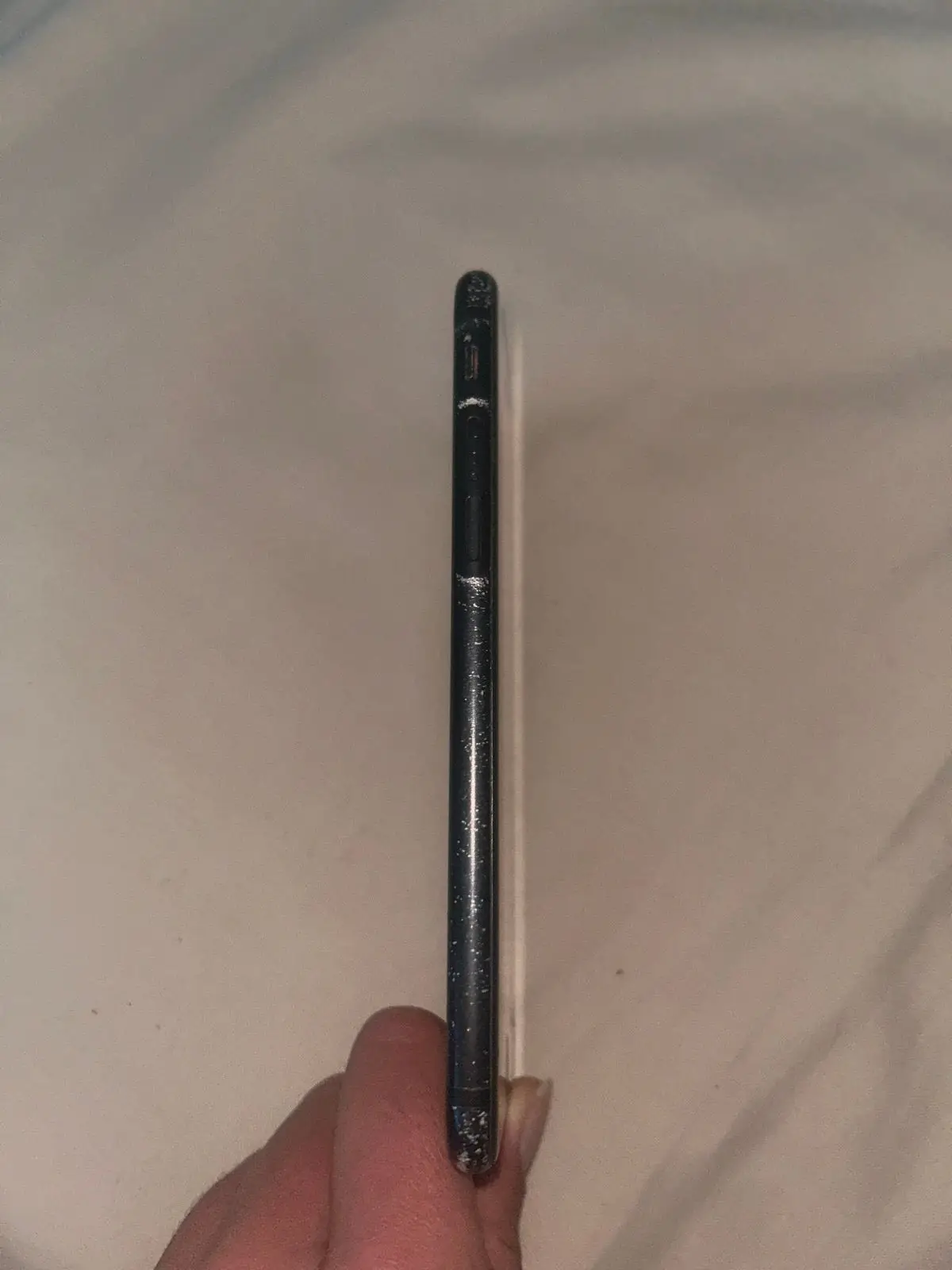 Apple iPhone Smartphone (Cracked Screen)