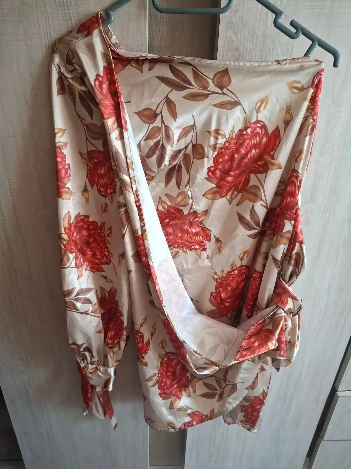 Shein Floral Satin Long Sleeve Top