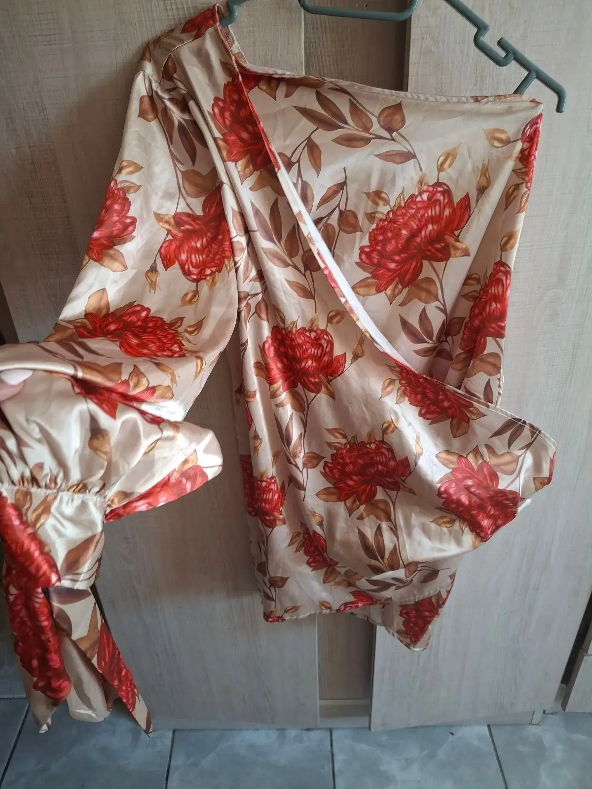 Shein Floral Satin Long Sleeve Top