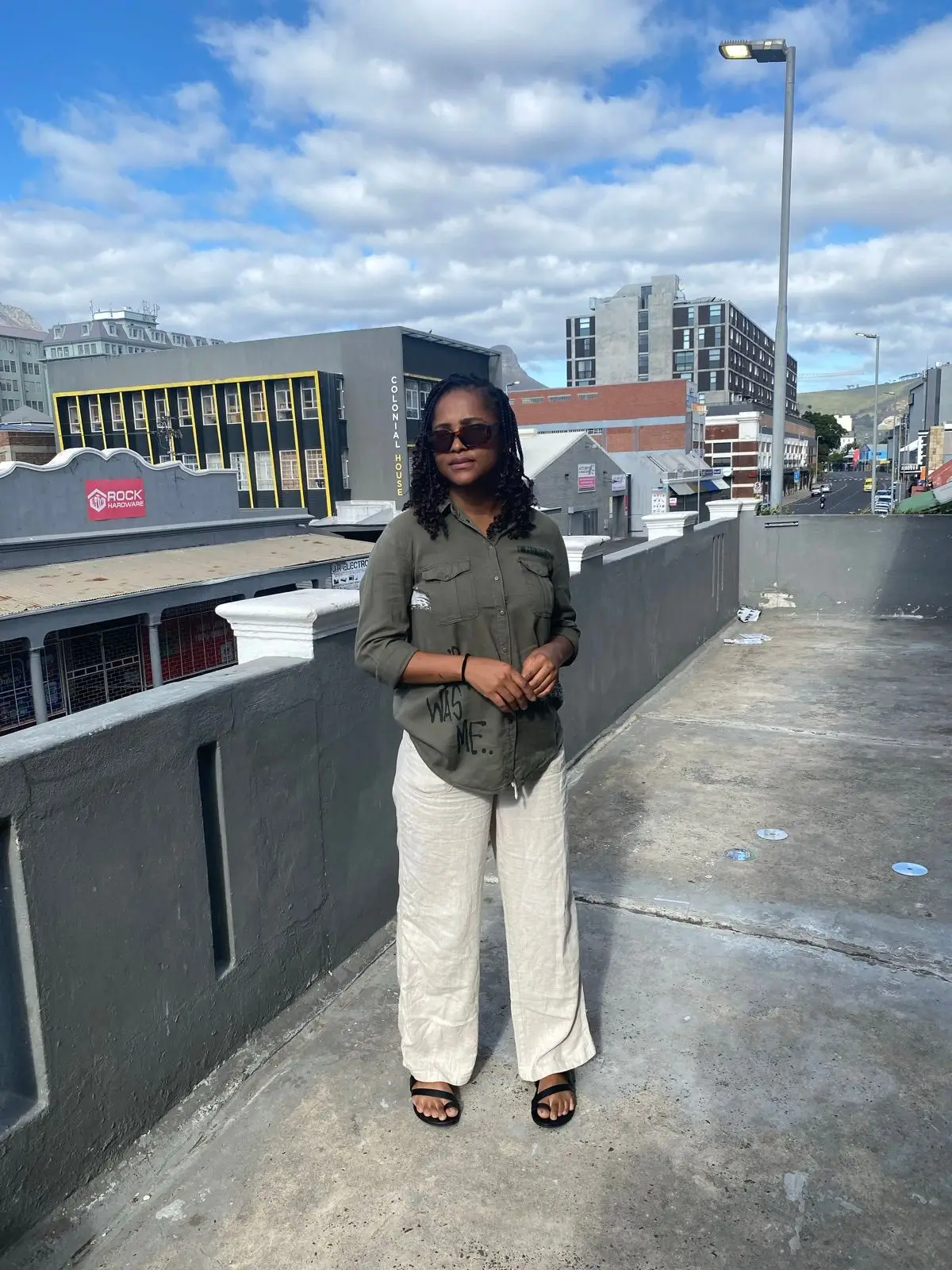H&M Olive Green Graphic Button-Down Shirt