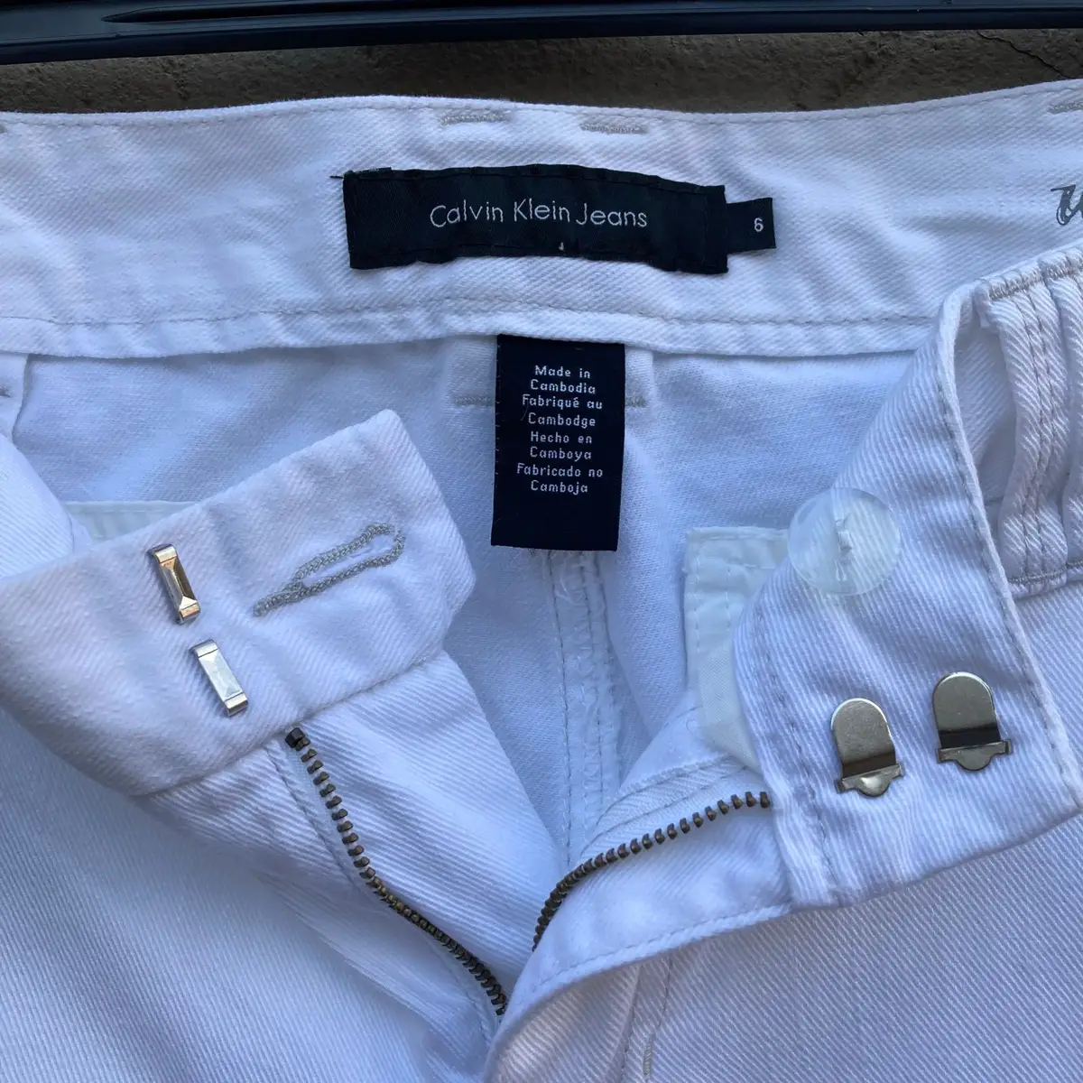 Calvin Klein Jeans White Pants Size 6