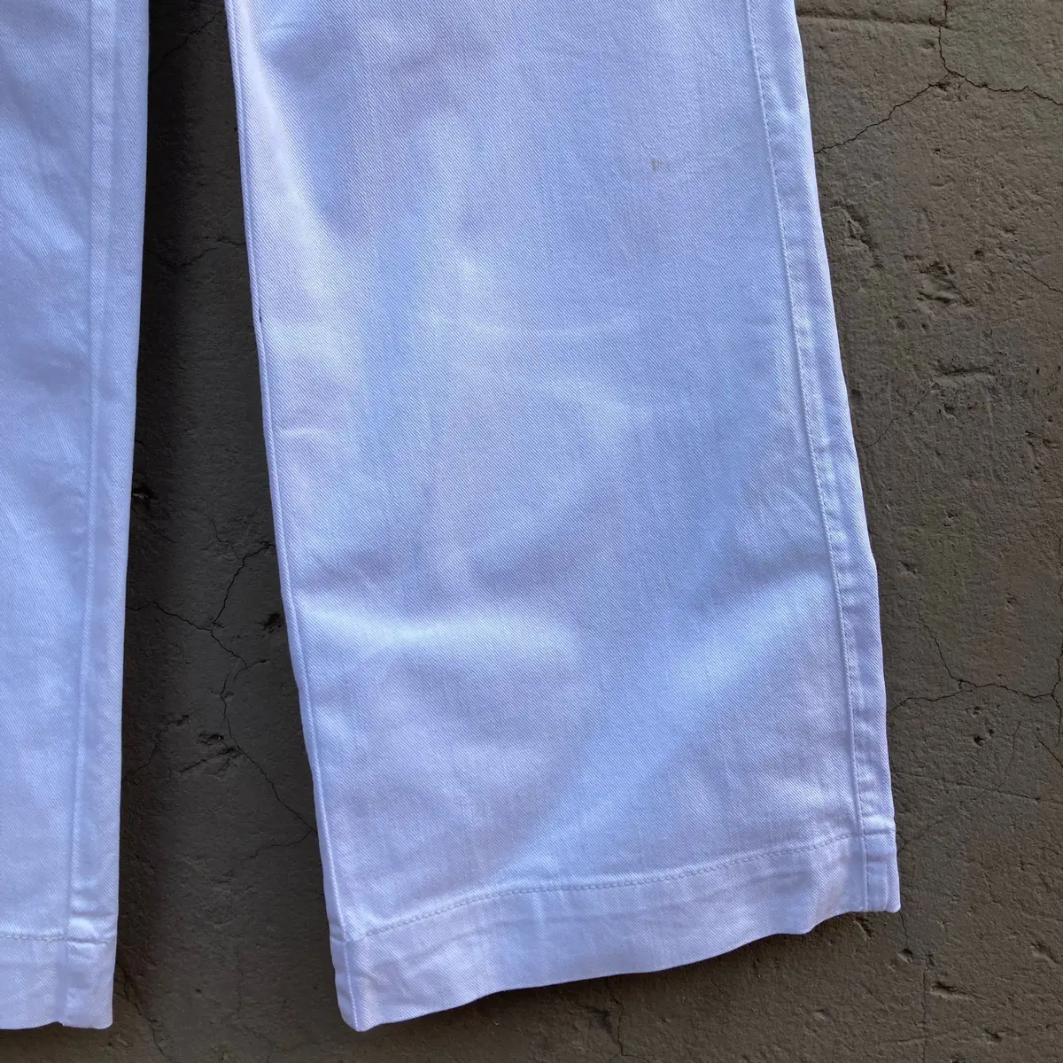 Calvin Klein Jeans White Pants Size 6
