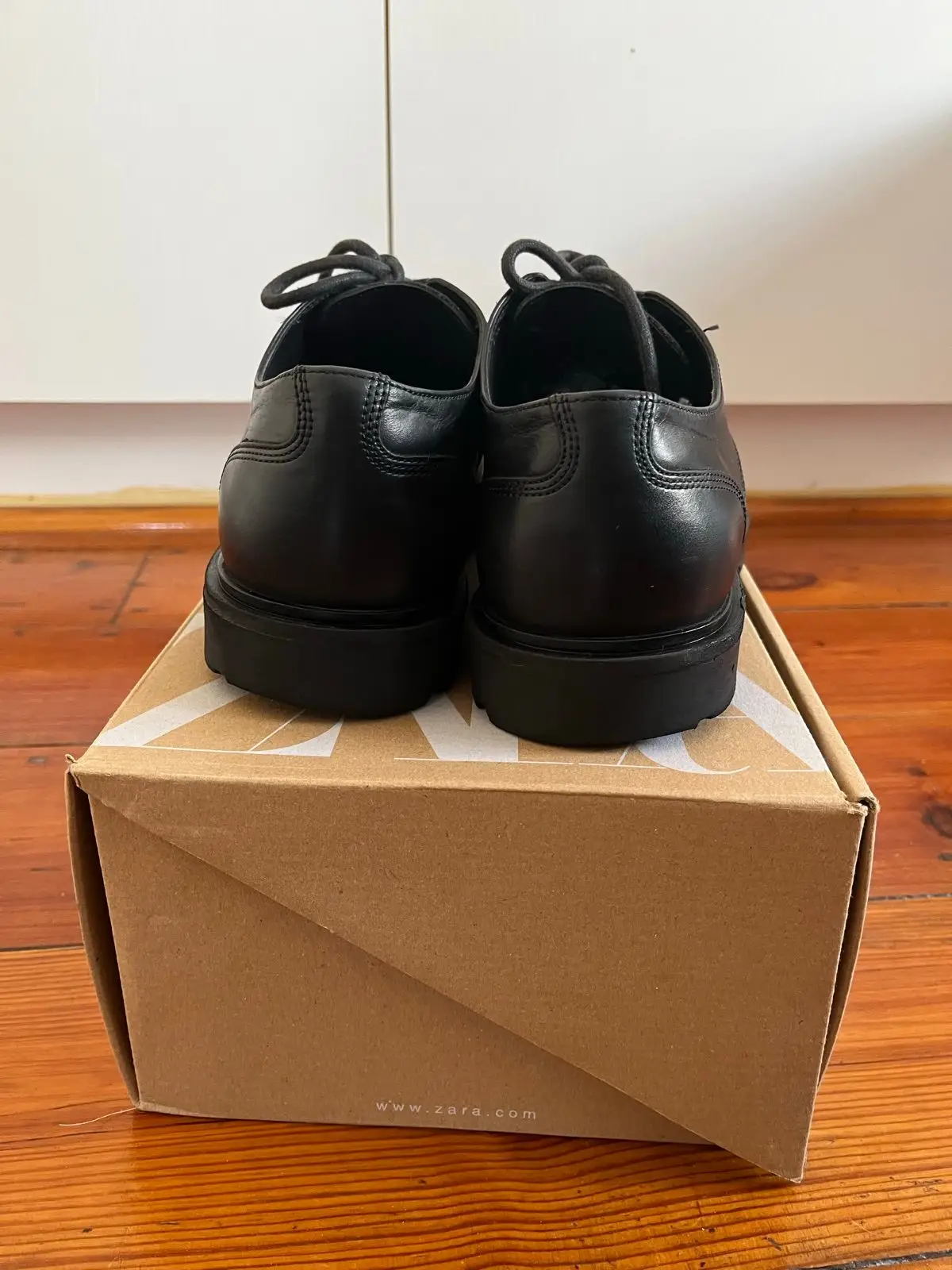 Zara Black Leather Lace-Up Shoes Size 8