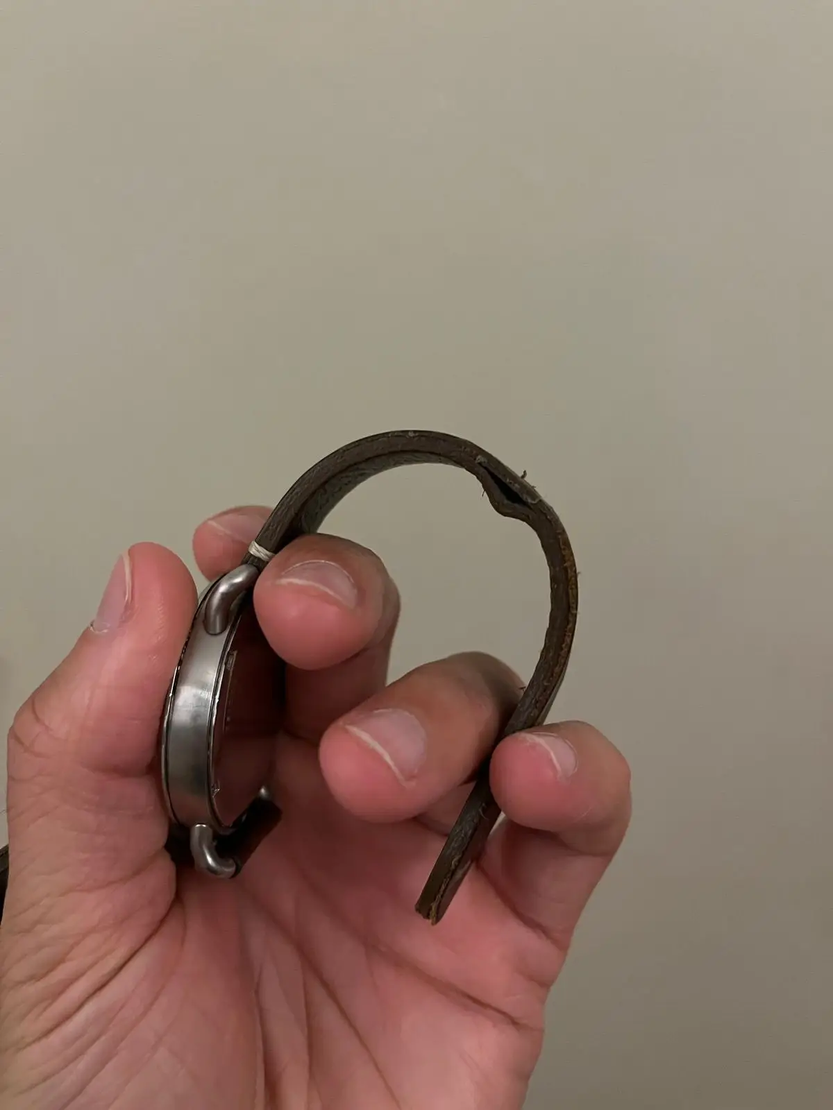 Fossil Minimalist Leather Strap Watch