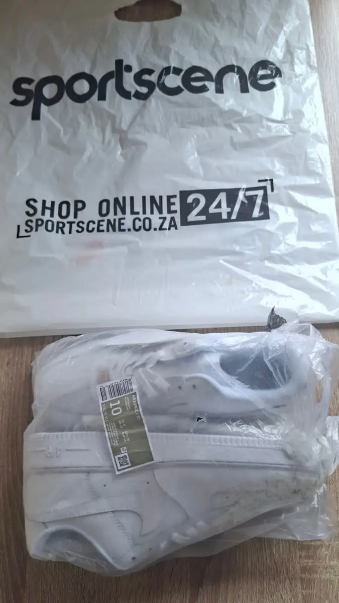 Brand new Sneaker