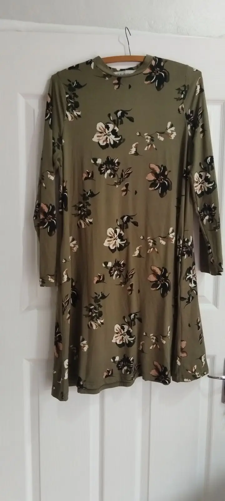 Dealway Olive Green Floral Long Sleeve Dress