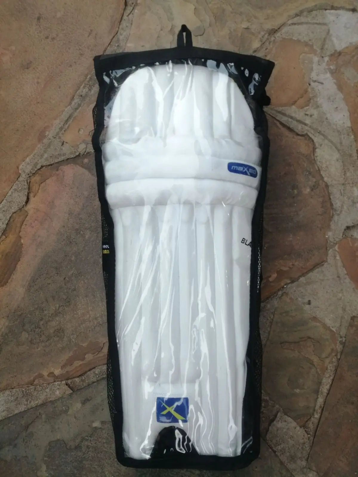 Mr Price Maxed Cricket Batting Pads in Carry Bag