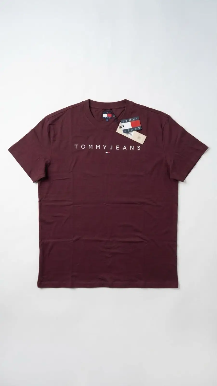Tommy Hilfiger Tommy Jeans Burgundy T-Shirt XL