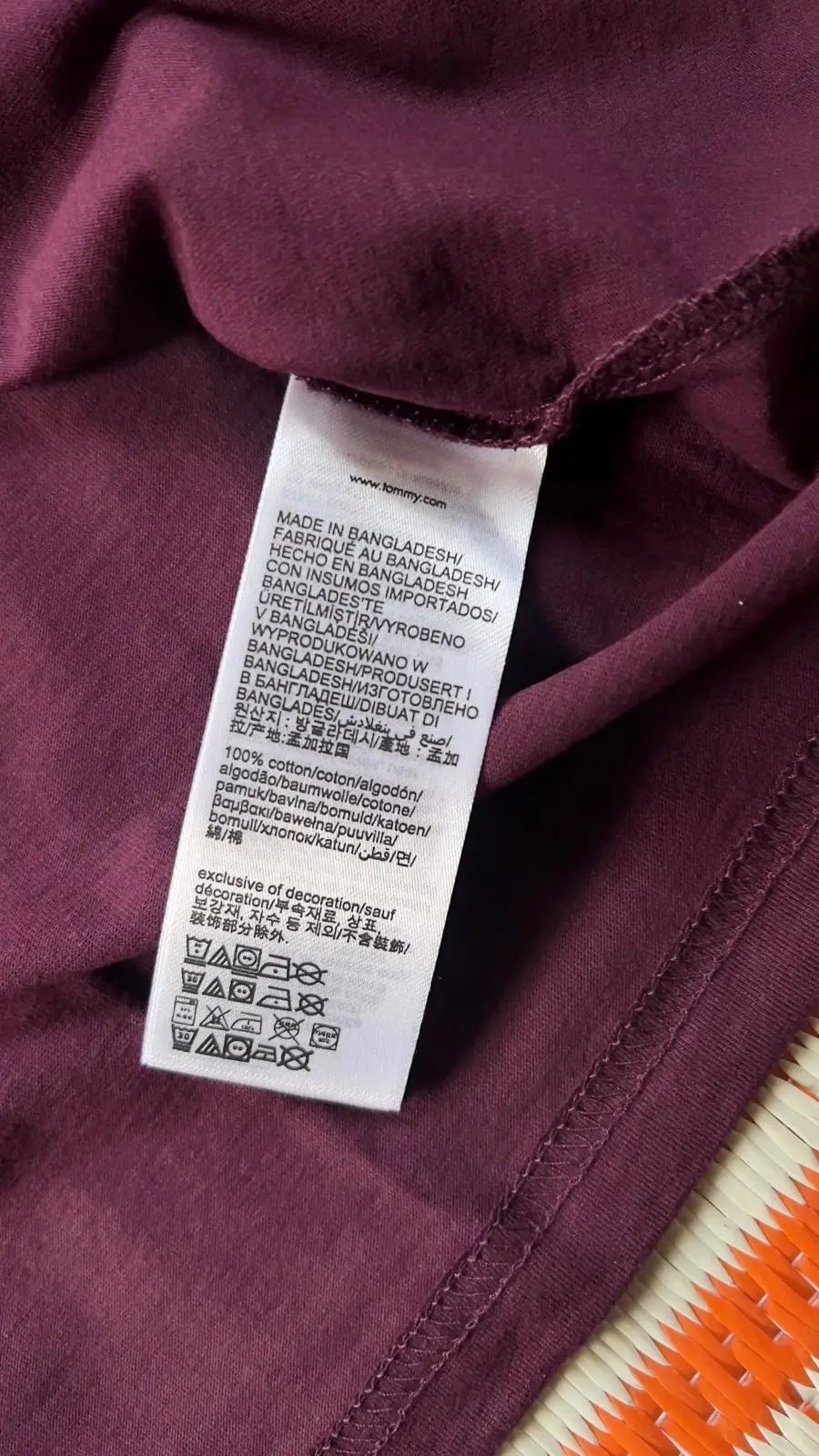 Tommy Jeans Burgundy T-Shirt XL