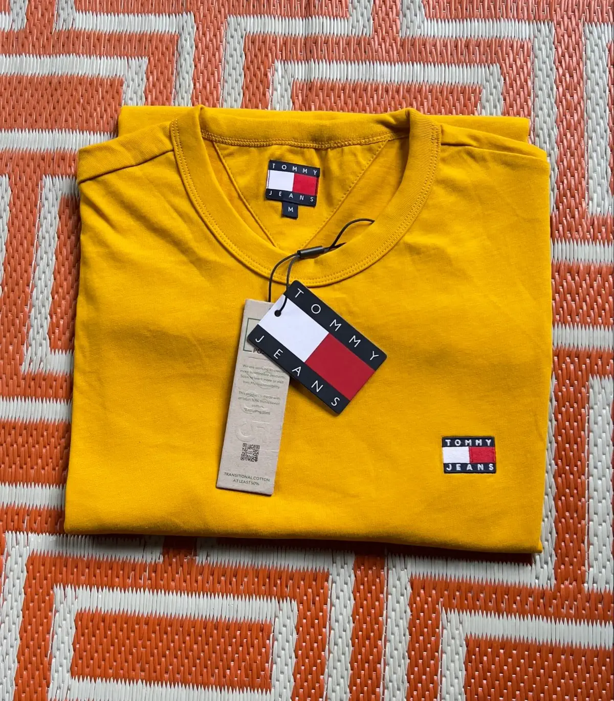 Tommy Jeans Yellow T-Shirt with Embroidered Logo