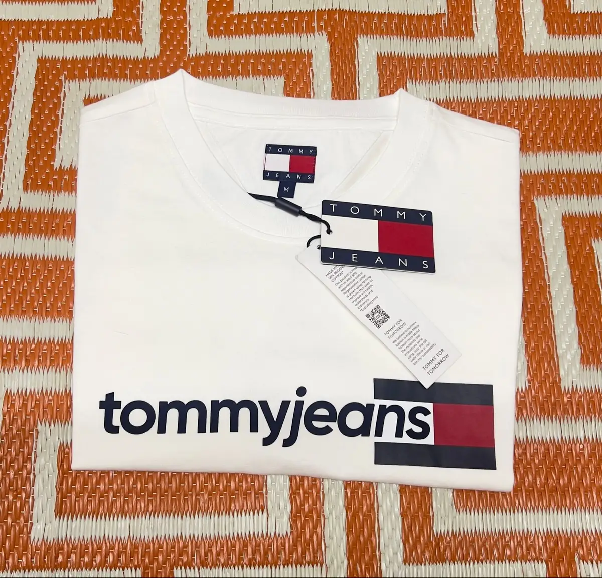Tommy Jeans White Logo T-Shirt Size M