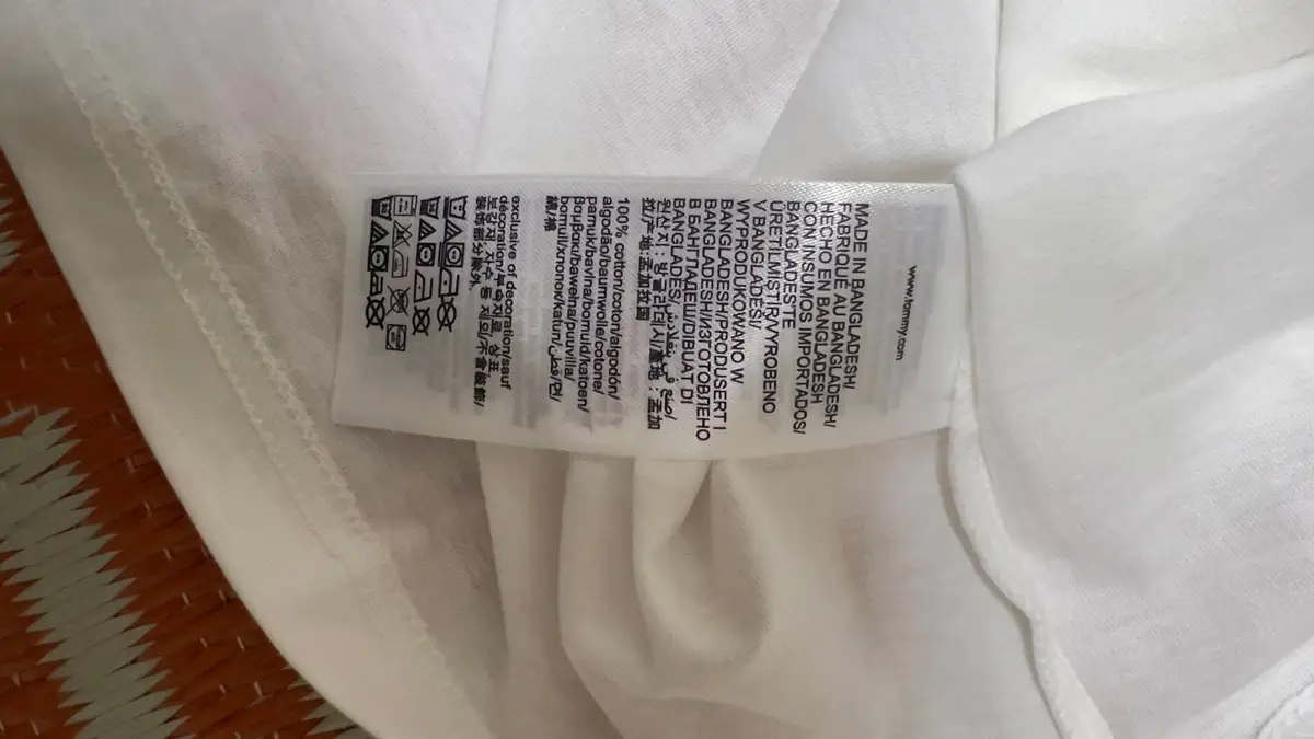 Tommy Jeans White Logo T-Shirt Size M