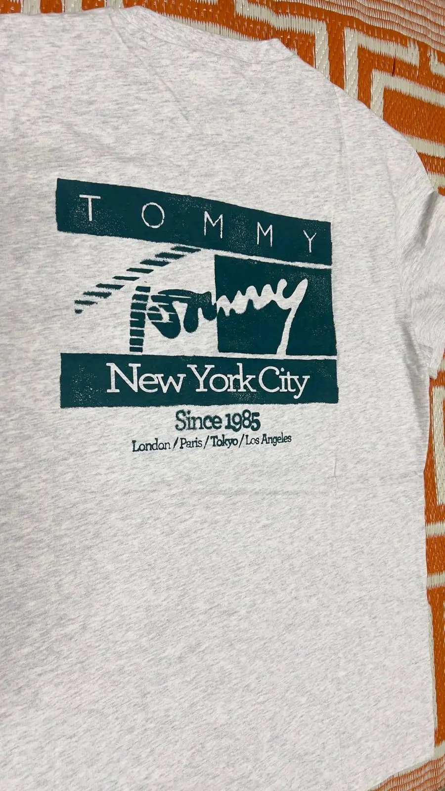 Tommy Hilfiger Grey T-Shirt