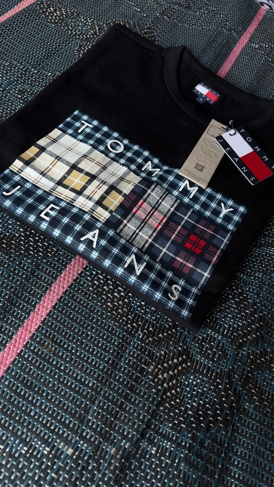 Tommy Jeans Black T-Shirt with Plaid Graphic