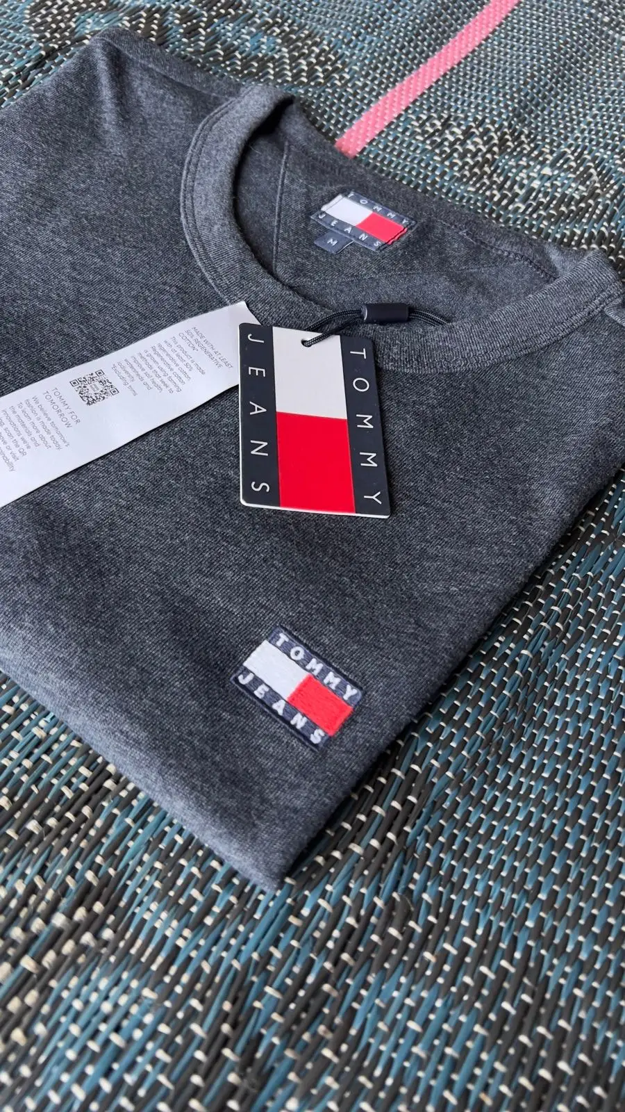 Tommy Hilfiger Grey T-Shirt with Tag