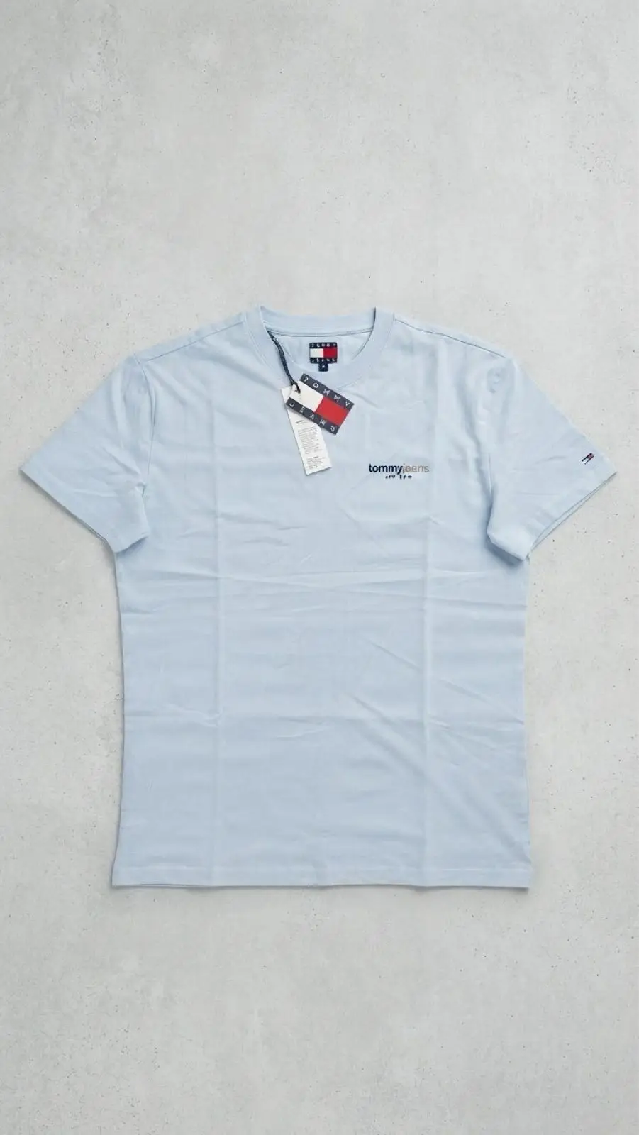 Tommy Hilfiger Tommy Jeans Light Blue T-Shirt with Tags Size M