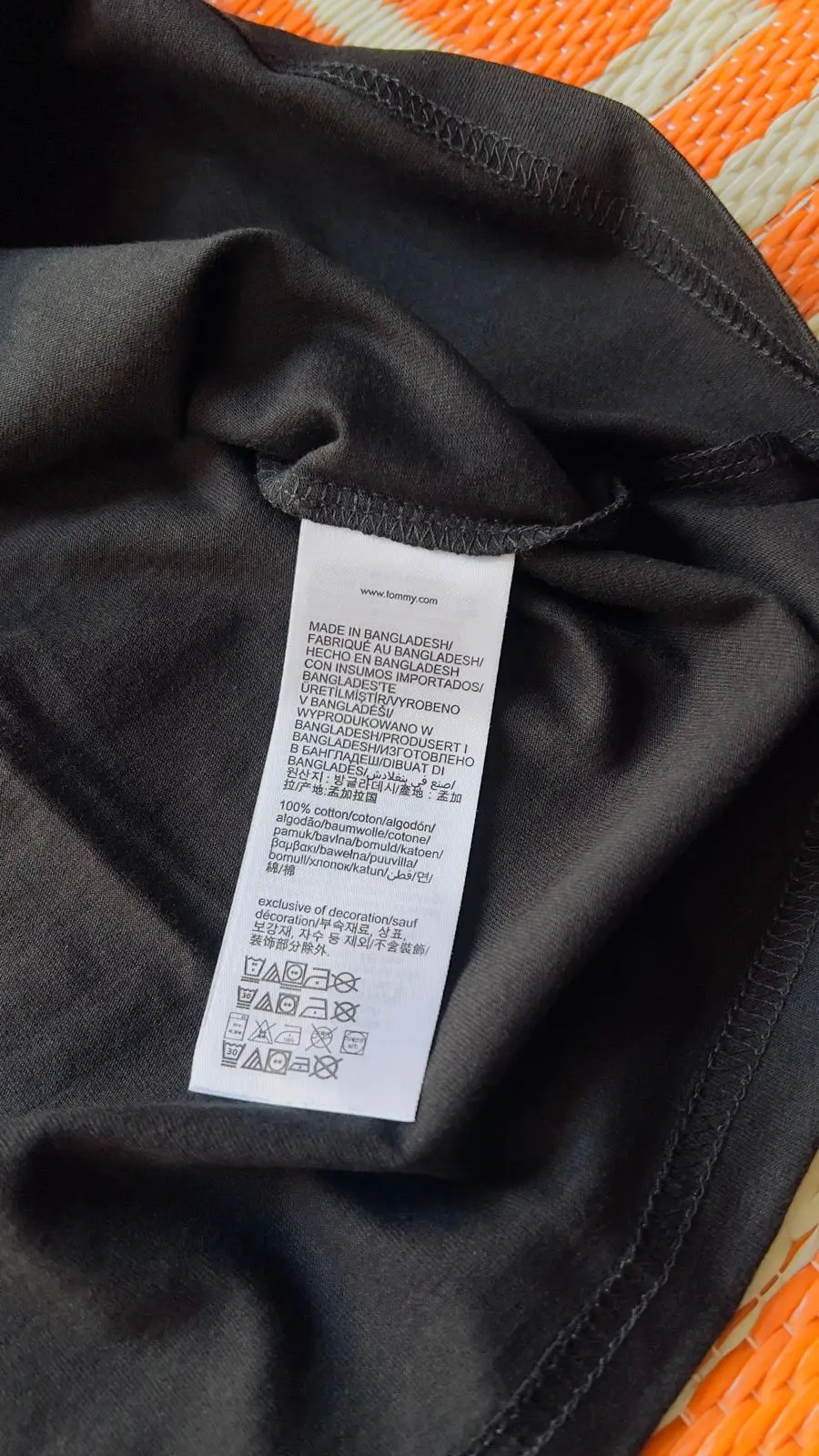 Tommy Jeans Black T-Shirt with Embroidered Logo XL
