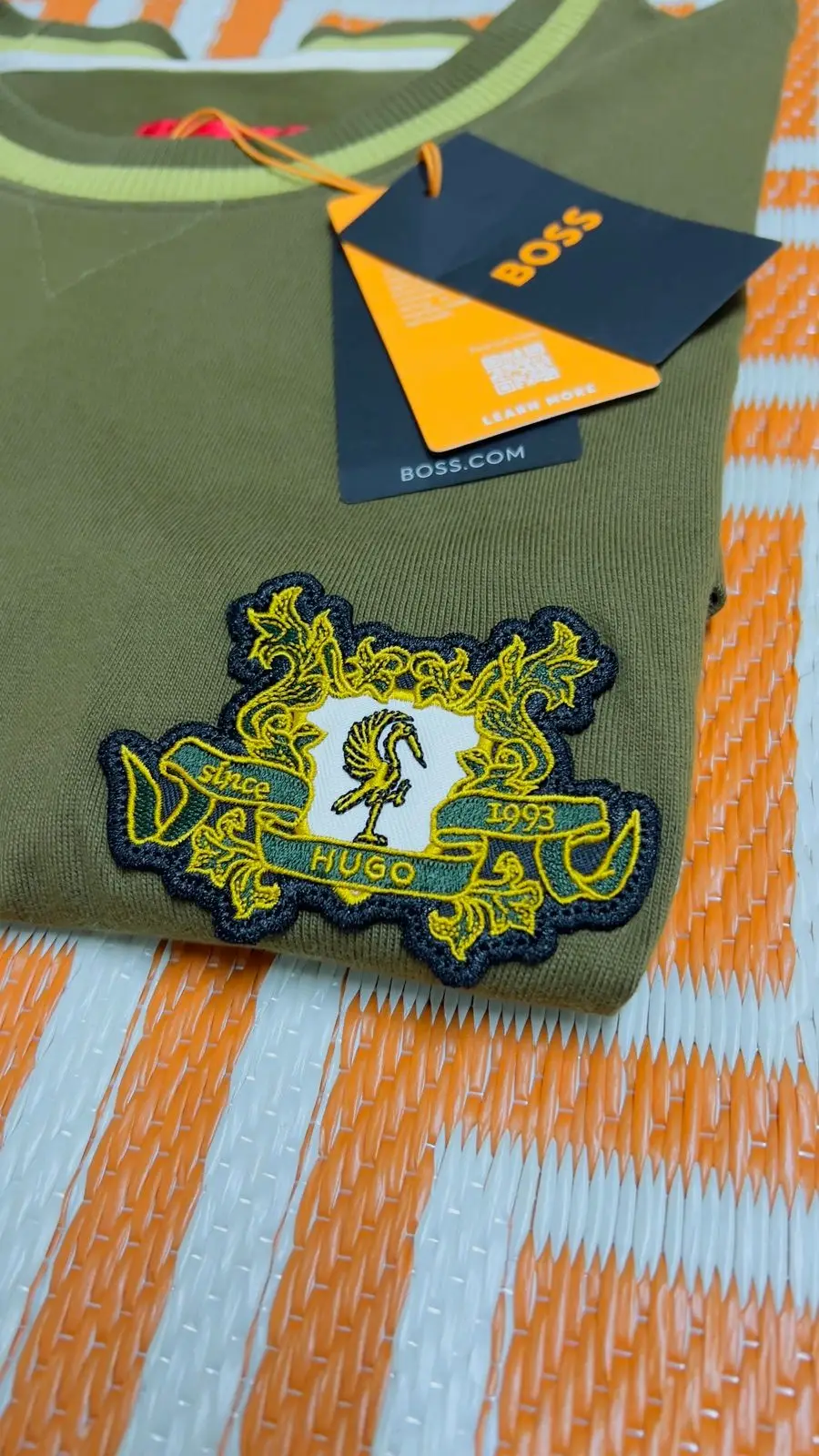 Hugo Boss Green Crewneck Sweatshirt with Crest Patch Large