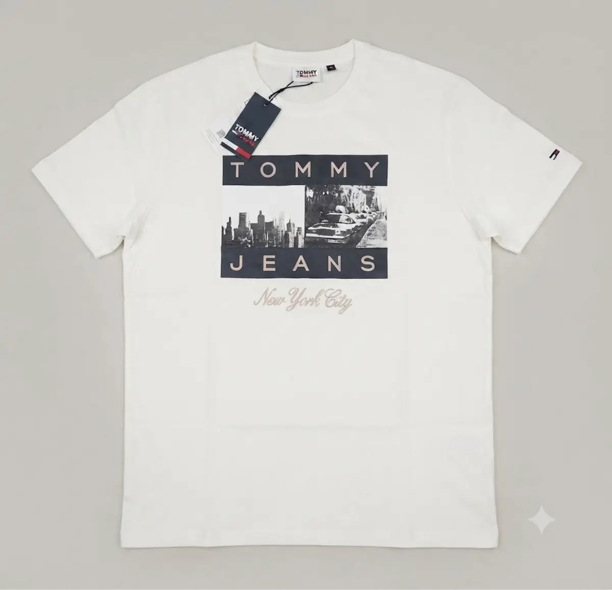 Tommy Hilfiger Tommy Jeans New York City Graphic T-Shirt White