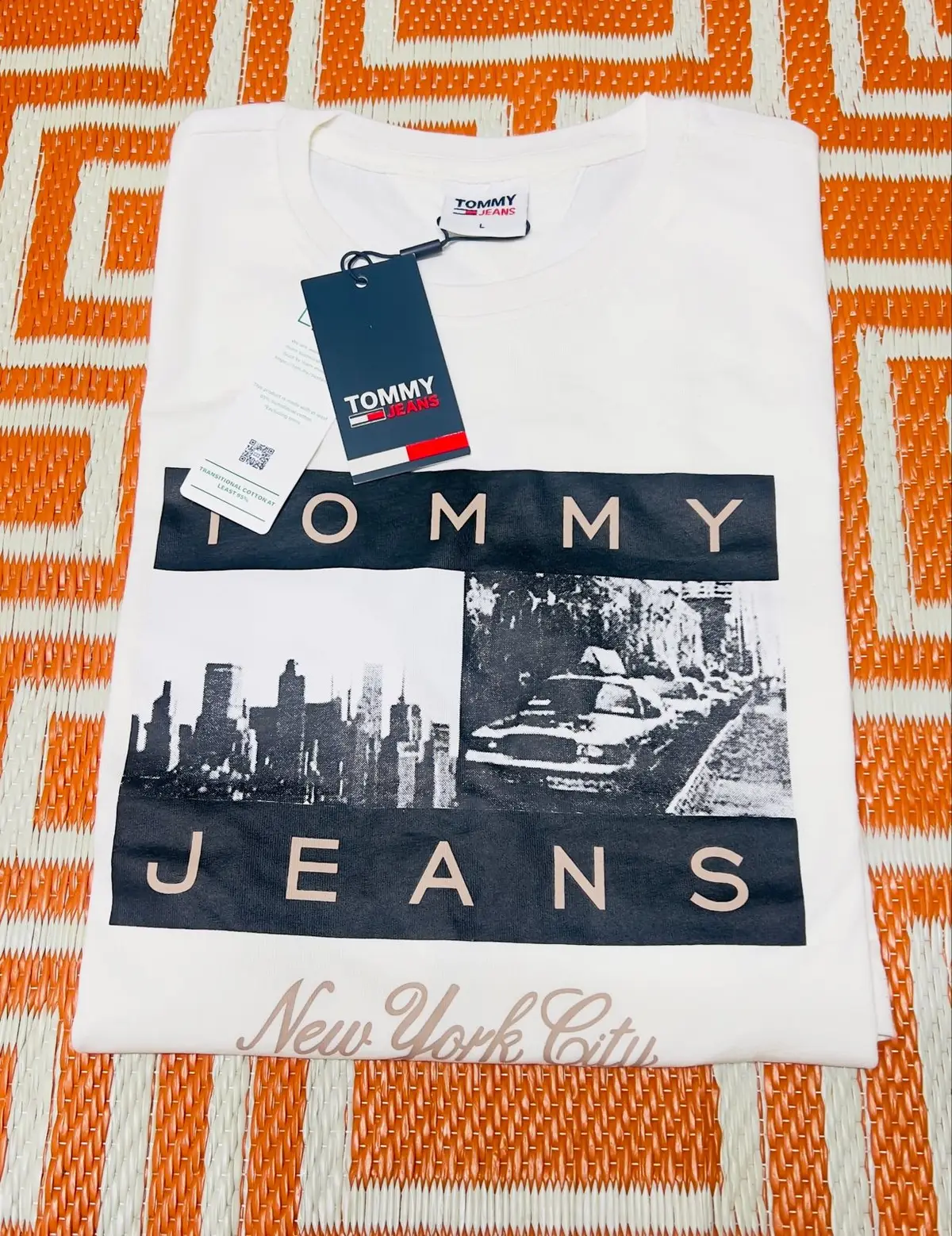 Tommy Jeans New York City Graphic T-Shirt White