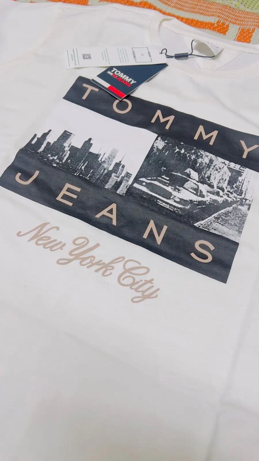 Tommy Jeans New York City Graphic T-Shirt White