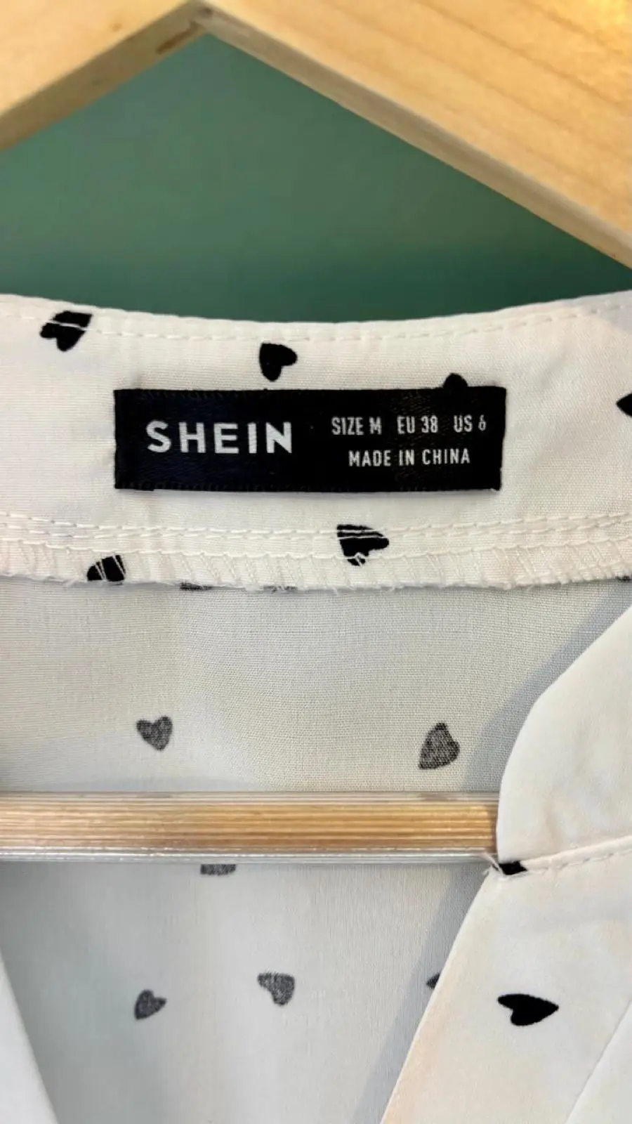 SHEIN White & Black Heart Print Ruffle Sleeve Blouse