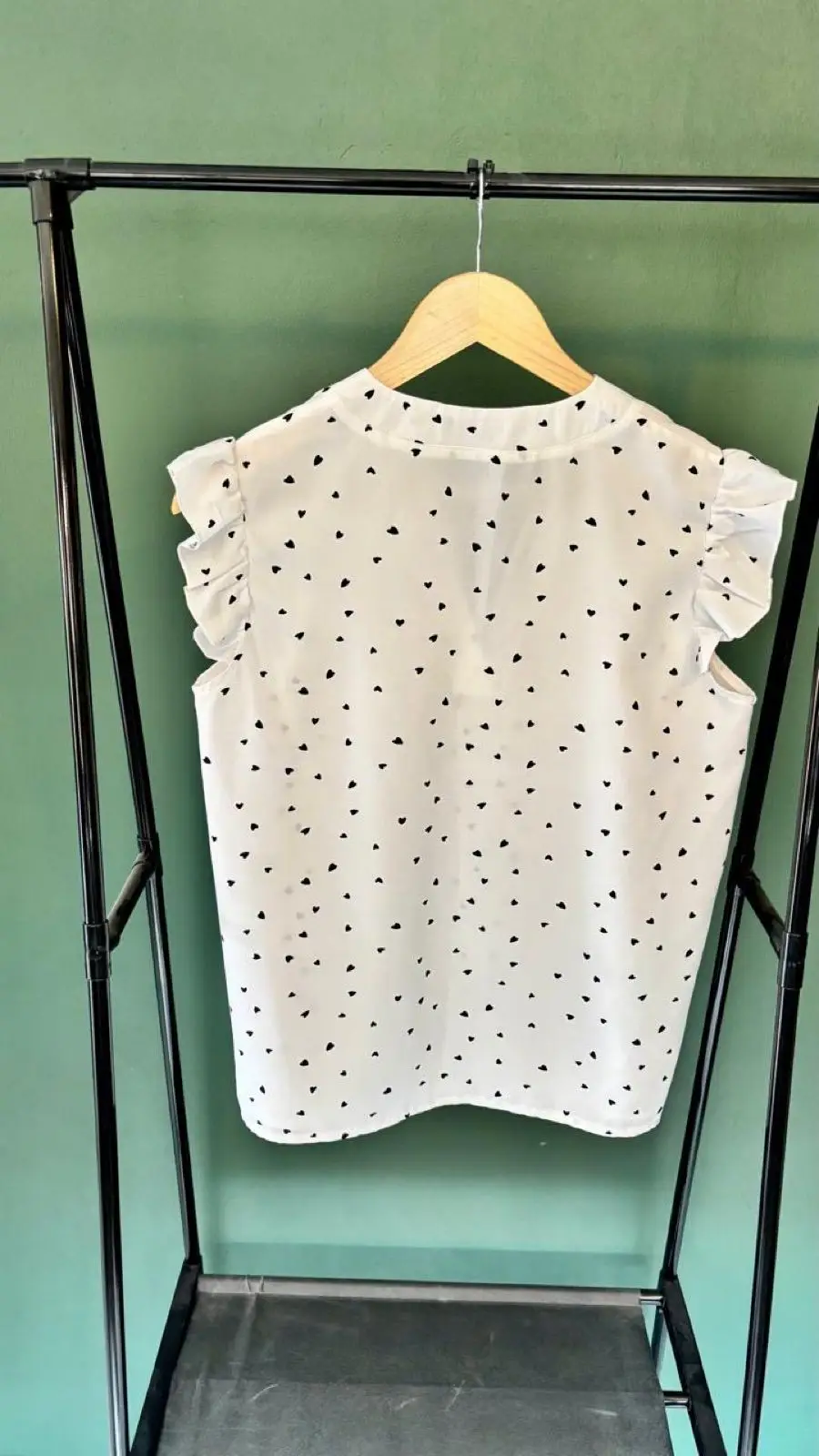 SHEIN White & Black Heart Print Ruffle Sleeve Blouse
