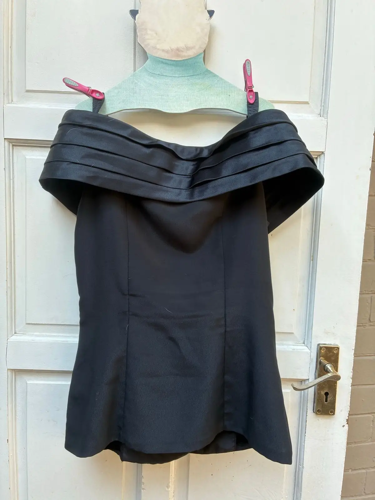 Truworths Vintage Off-The-Shoulder Satin Top Size 36