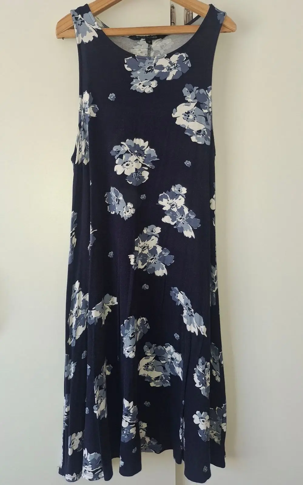 Pick n Pay Clothing Navy Floral Swing Dress Small