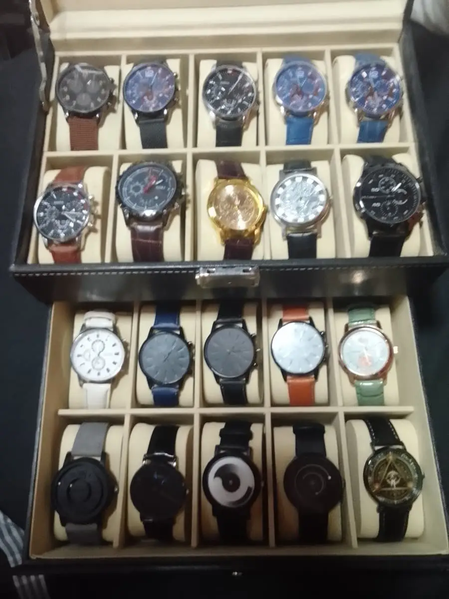 30 pc Watch collection including 2 x display box