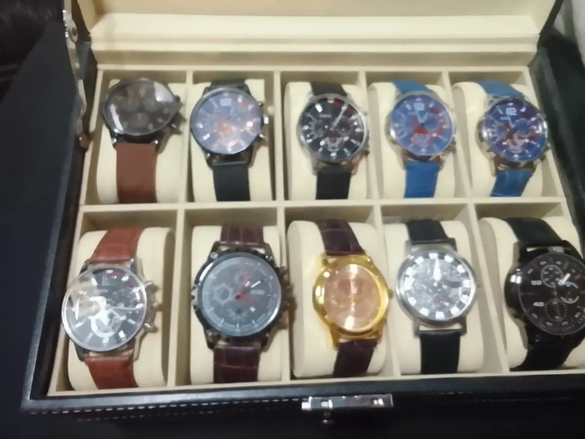 30 pc Watch collection including 2 x display box
