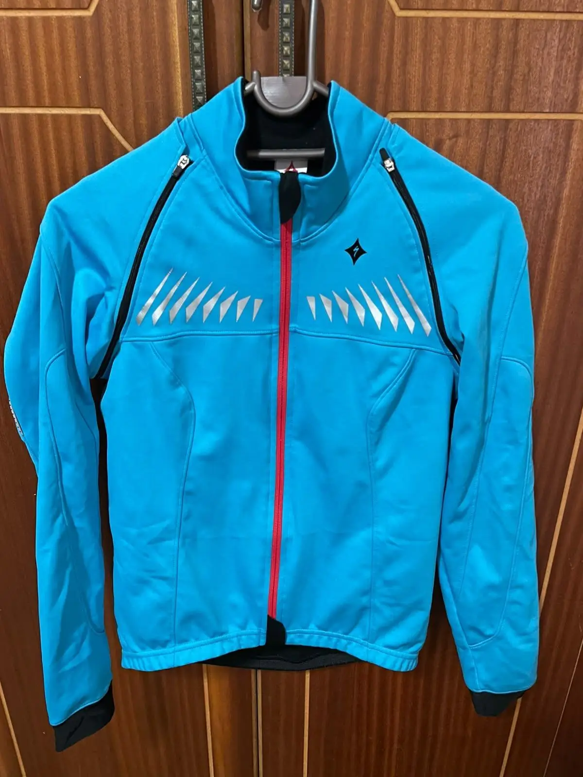 Specialized Blue Cycling Jacket with Pink Zip
