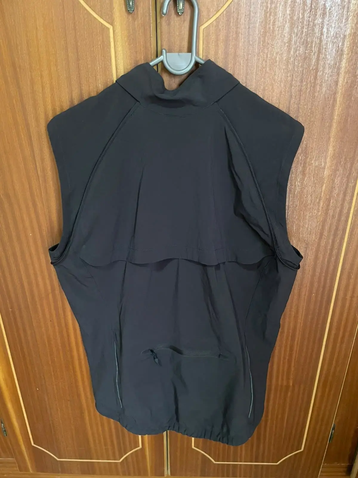 Specialized Black Cycling Jacket with Full Zip