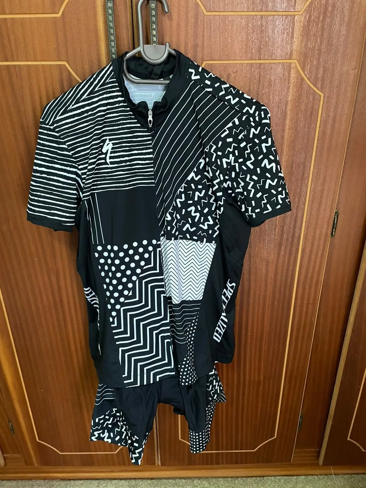 Specialized Black and White Cycling Jersey and Shorts Set