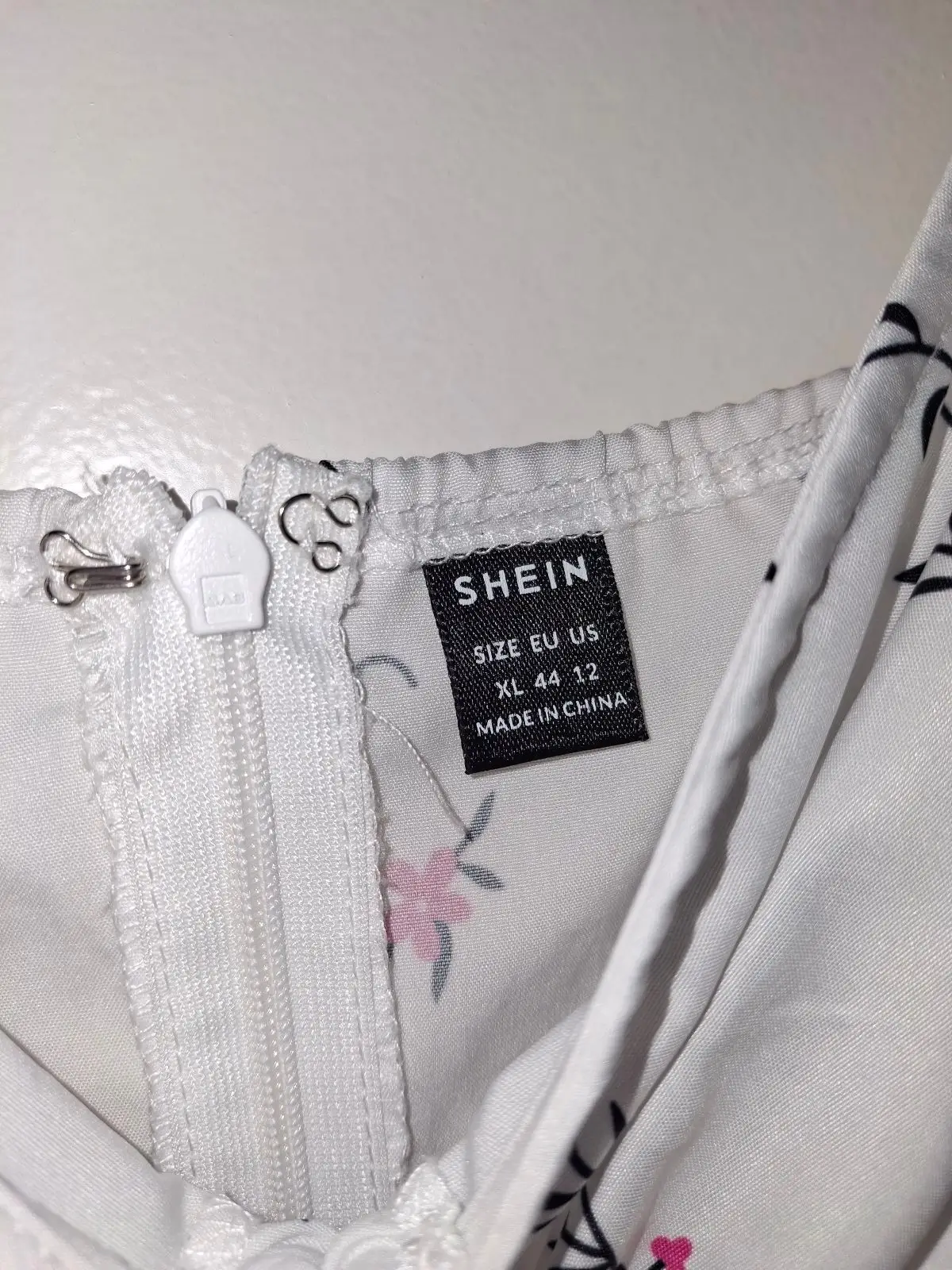 SHEIN Floral Puff-Sleeve Sundress