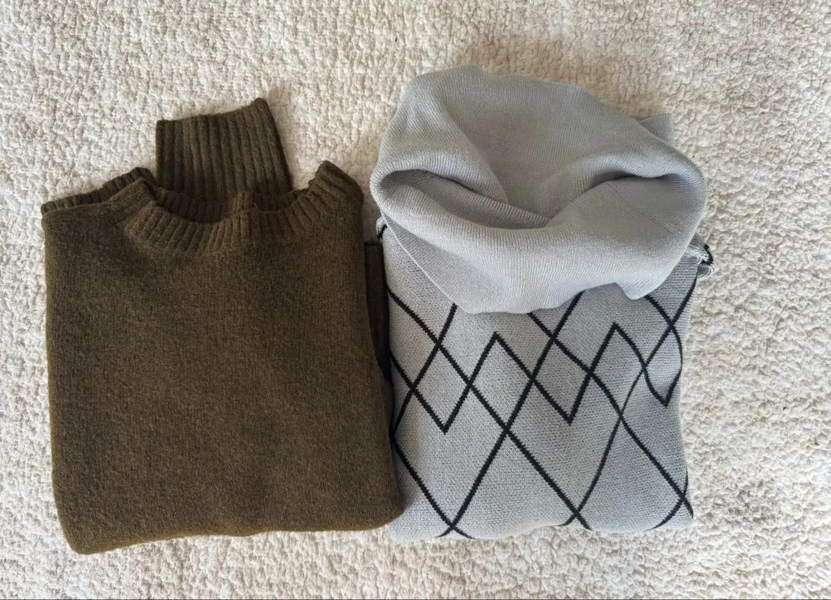 Knit Jumper Bundle – Olive & Grey Geometric