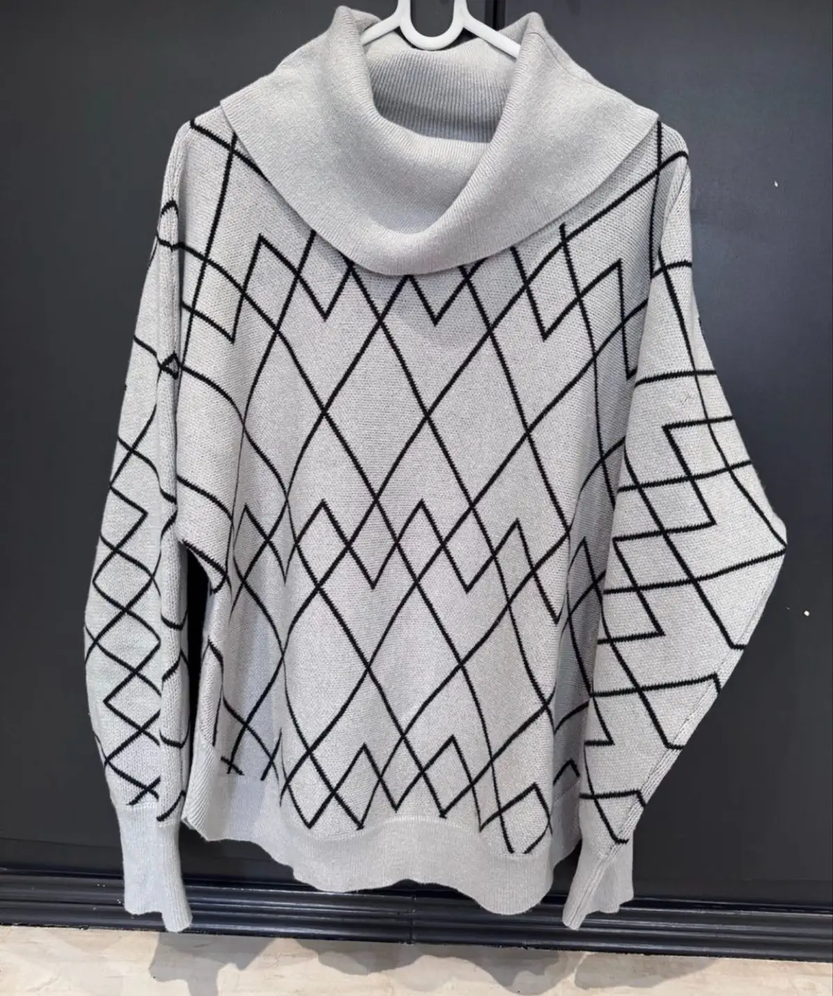 Knit Jumper Bundle – Olive & Grey Geometric