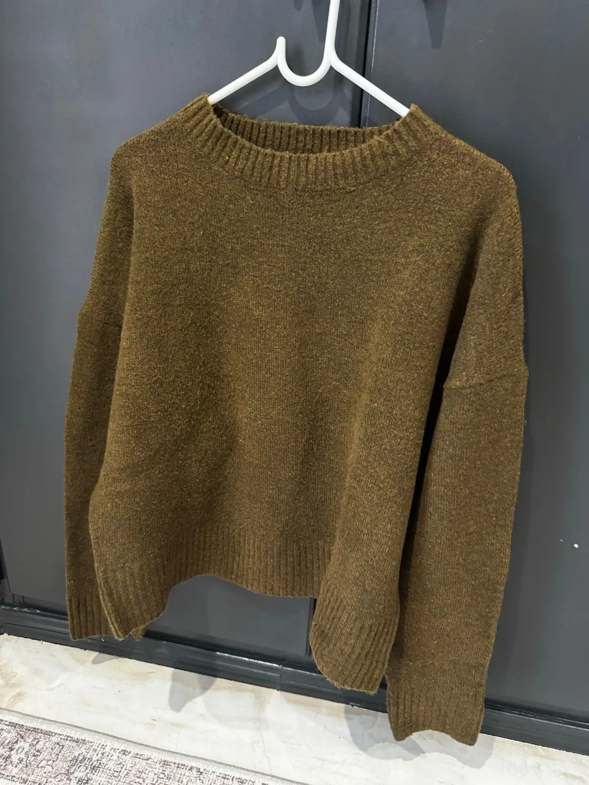 Knit Jumper Bundle – Olive & Grey Geometric