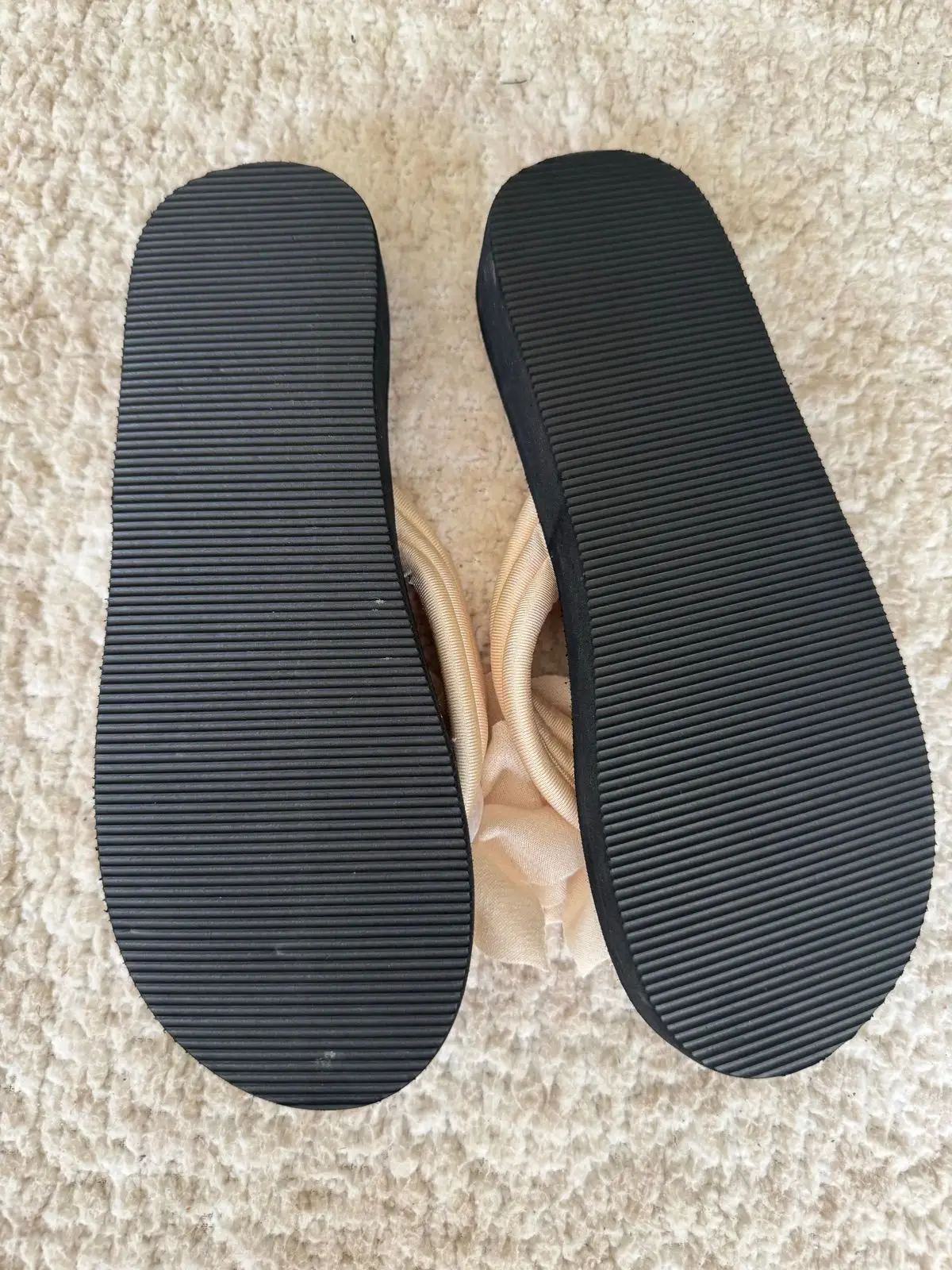 Youlisi Platform Flower Flip-Flops Size 41