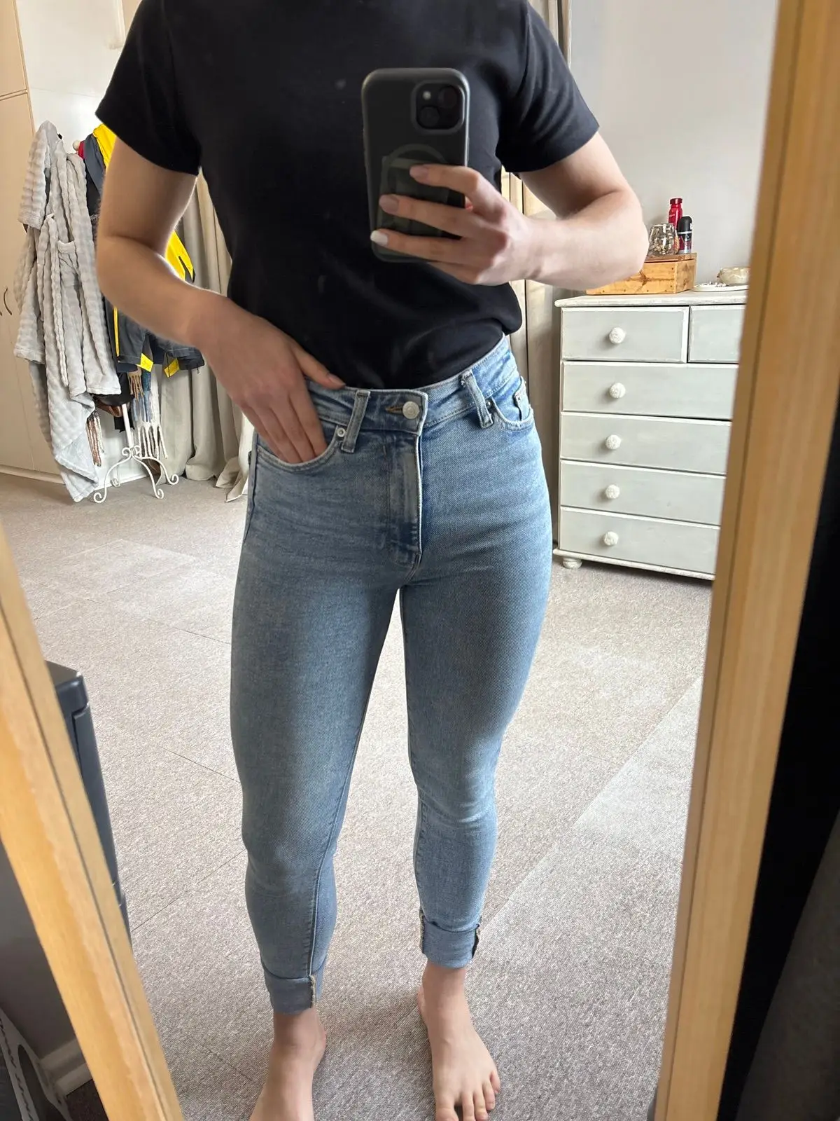Zara Light Wash Skinny Jeans Size 34