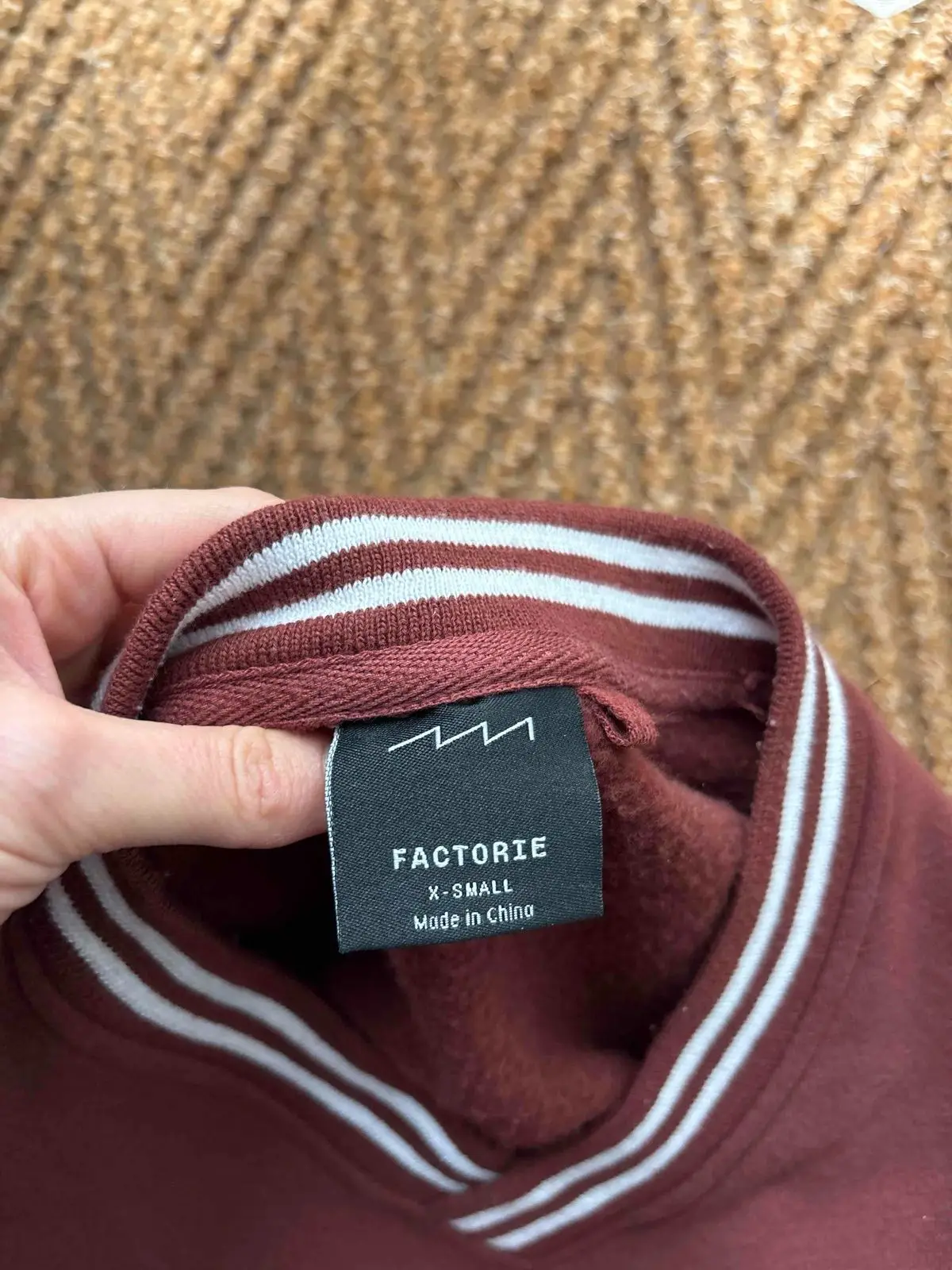 Factorie Maroon Cropped Sweatshirt XS