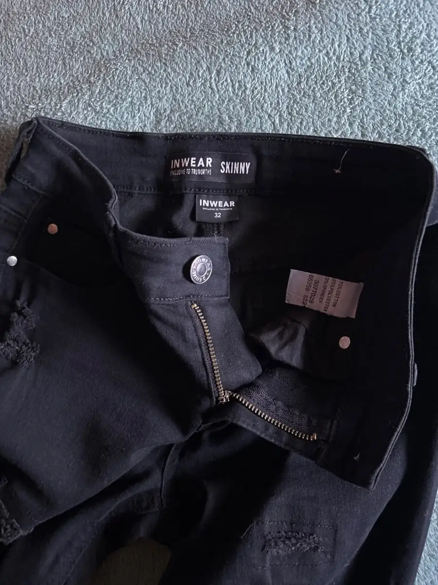 Skinny jeans